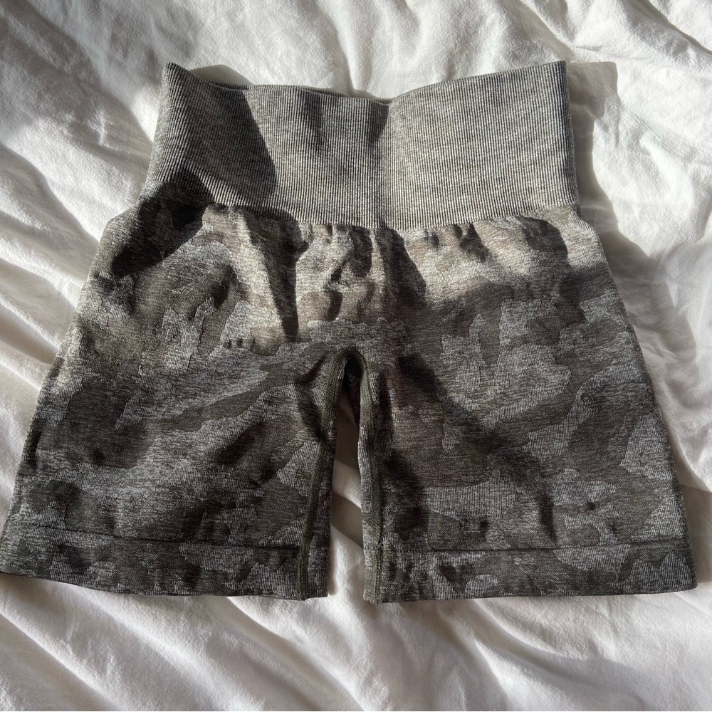 Nvgtn shorts